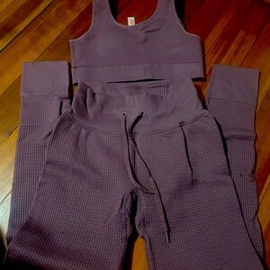 Victoria secret pink 
Bottoms size small
Top size extra small